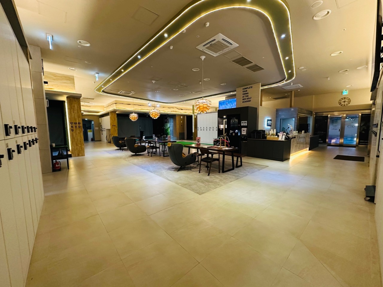 QED 송도 넓고 쾌적한 라운지
